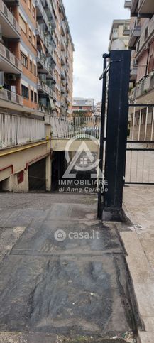 Box/posto auto in residenziale in Via Vestricio Spurinna 149