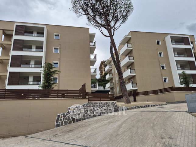 Box/posto auto in residenziale in Via Francesco Bonfiglio