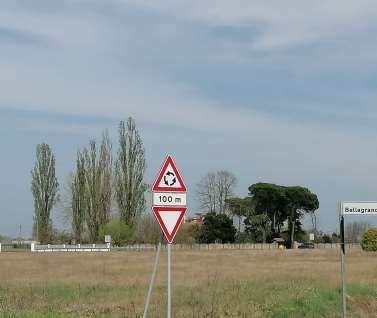 Terreno agricolo in commerciale in Via Po