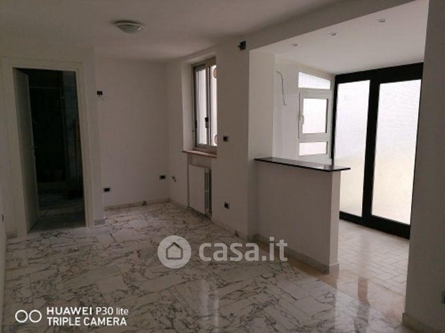 Appartamento in residenziale in Via Trieste 15