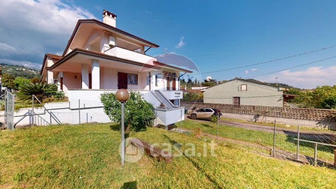 Villa in residenziale in