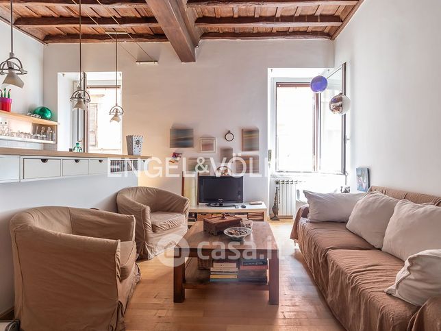 Appartamento in residenziale in Via Baccina