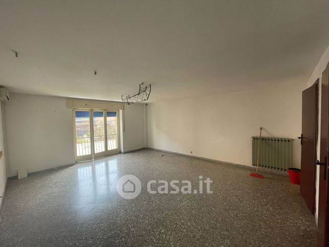 Ufficio in commerciale in Via MAGENTA 59