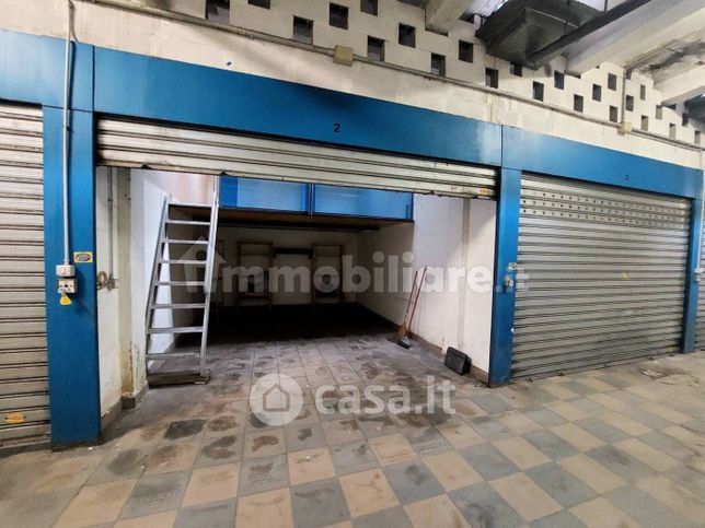 Box/posto auto in residenziale in Via Monginevro 59