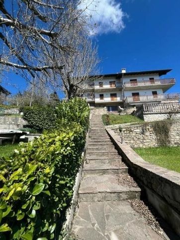 Casa indipendente in residenziale in Via Amora Bassa 4