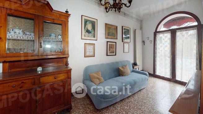 Appartamento in residenziale in Via Lavino 527