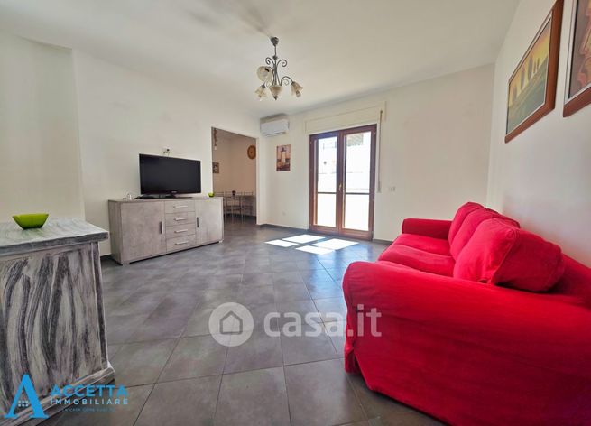 Appartamento in residenziale in Viale Jonio 376