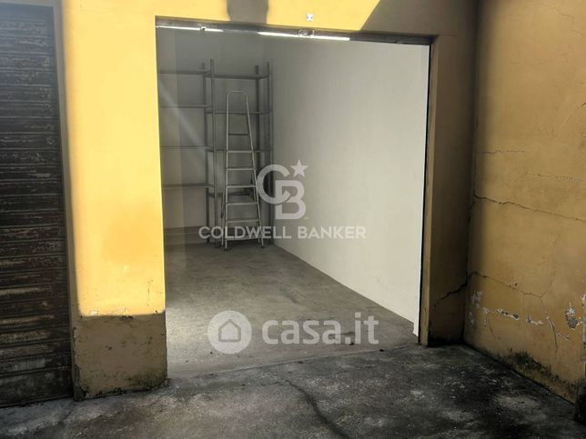 Garage/posto auto in residenziale in Via Valdieri 28