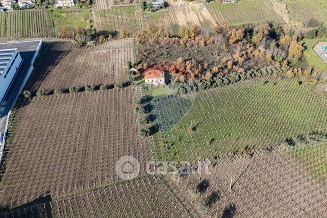 Terreno agricolo in commerciale in Contrada Isolina