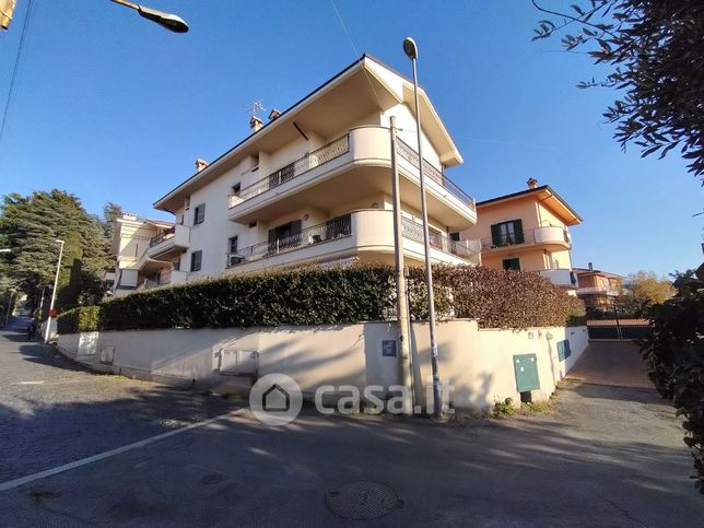 Appartamento in residenziale in Via del Fico 24