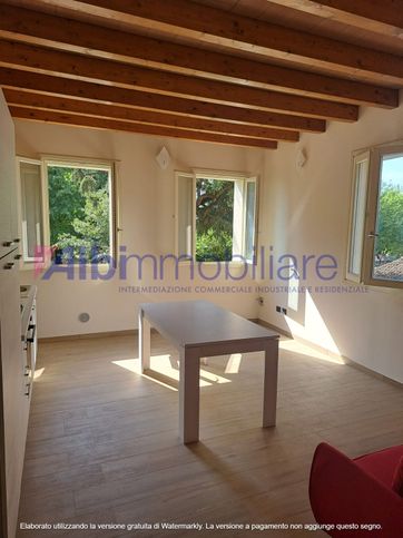 Appartamento in residenziale in Via Col di Lana