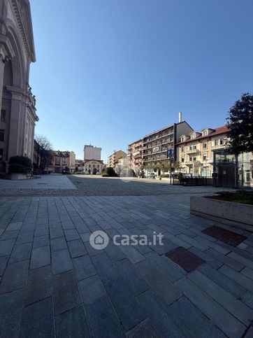 Box/posto auto in residenziale in Piazza San Paolo 59