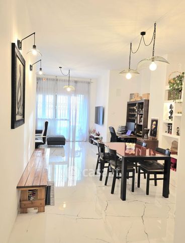 Appartamento in residenziale in Via Europa 36