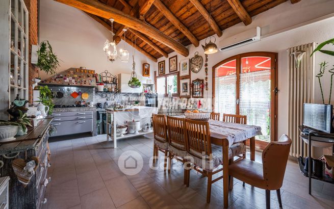 Appartamento in residenziale in Via Pilastrino