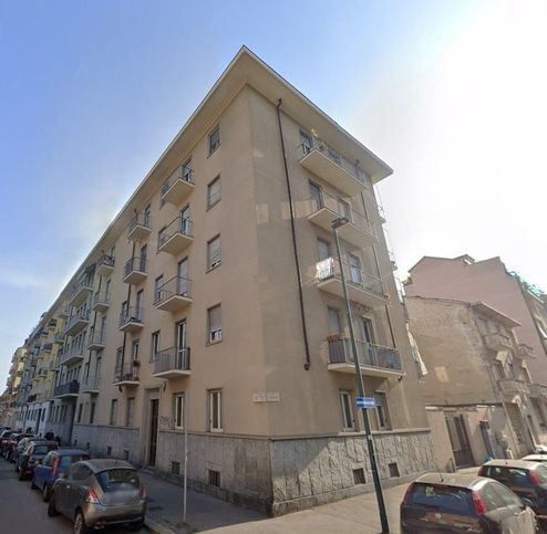 Appartamento in residenziale in Via Carlo Capelli 92