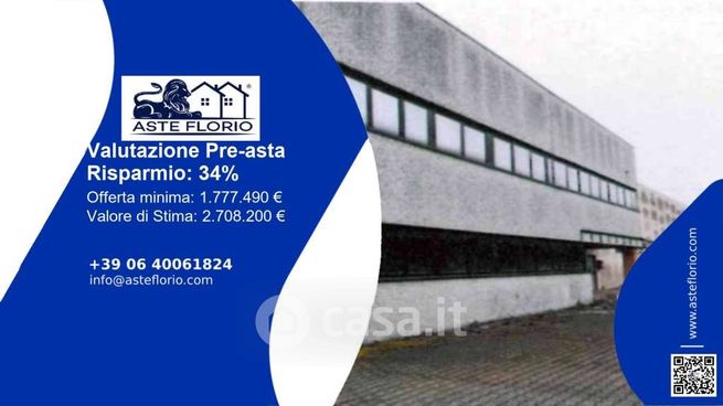 Capannone in commerciale in Via Monte San Michele
