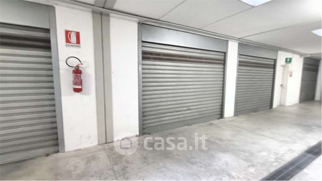 Garage/posto auto in residenziale in Via Ognissanti 42