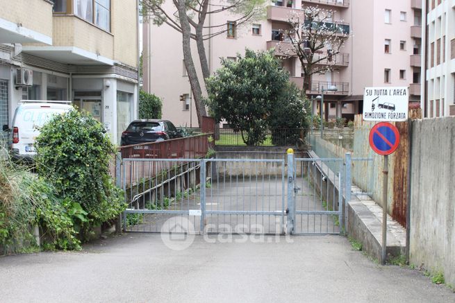 Box/posto auto in residenziale in Via Giovanni Boccaccio