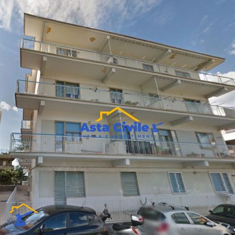 Appartamento in residenziale in Via Dea Bona 24