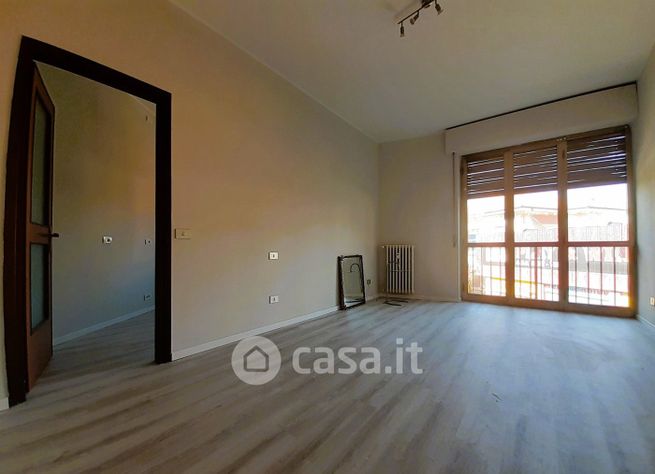 Appartamento in residenziale in Via Crema 1