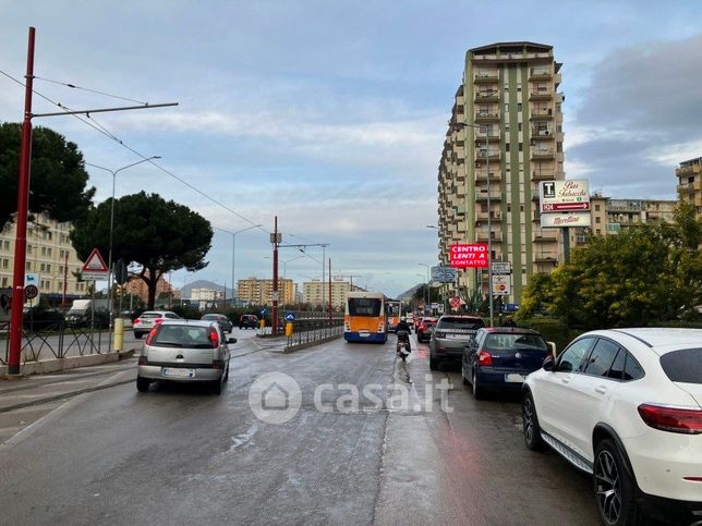 Appartamento in residenziale in Viale della Regione Siciliana Nord Ovest 2617