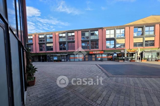 Box/posto auto in residenziale in Molo Ponte Morosini