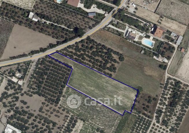 Terreno agricolo in commerciale in