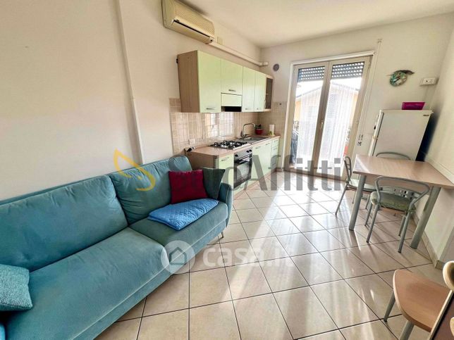 Appartamento in residenziale in Via Giacomo Leopardi 19