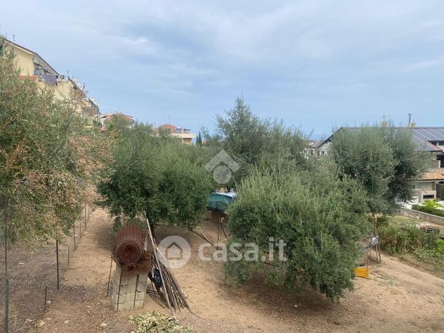 Terreno edificabile in residenziale in Contrada Tramonti