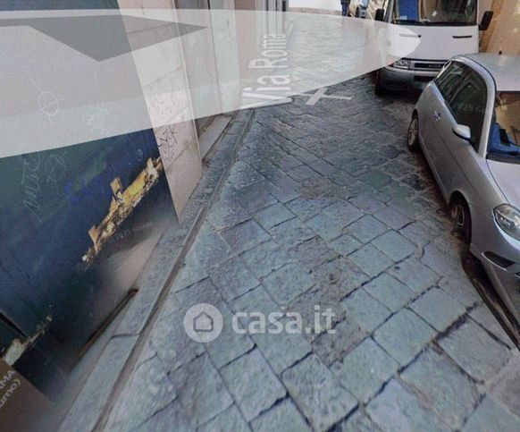 Ufficio in commerciale in Via Roma 143