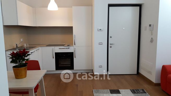 Appartamento in residenziale in Via Aliprandi 3