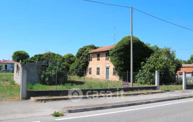 Terreno edificabile in residenziale in Via Giai