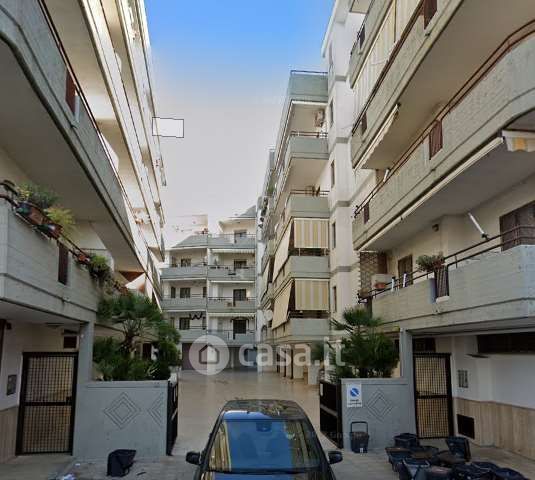 Appartamento in residenziale in Via Nino Bixio 13