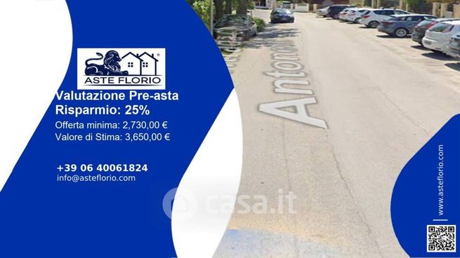 Box/posto auto in residenziale in Contrada Casette Antonelli