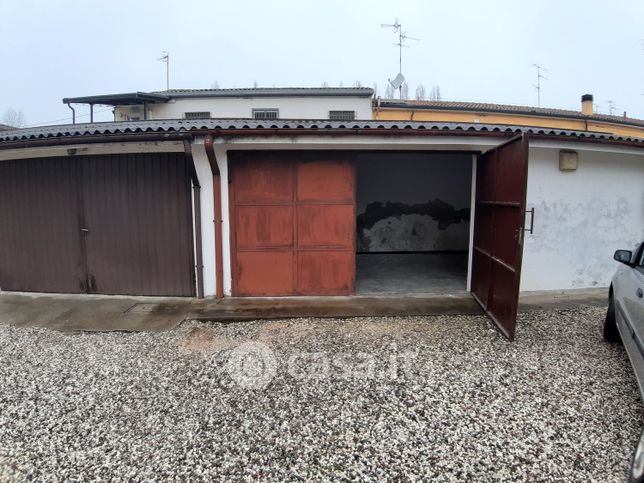 Garage/posto auto in residenziale in Via Arginone