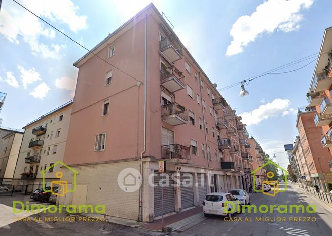 Appartamento in residenziale in Via Napoli 21