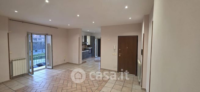 Appartamento in residenziale in Via Angelo Resta