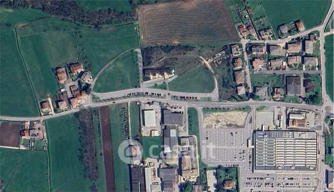 Terreno edificabile in residenziale in Via Luigi Albanese