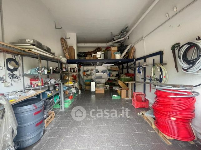 Box/posto auto in residenziale in Viale Giovanni Amendola