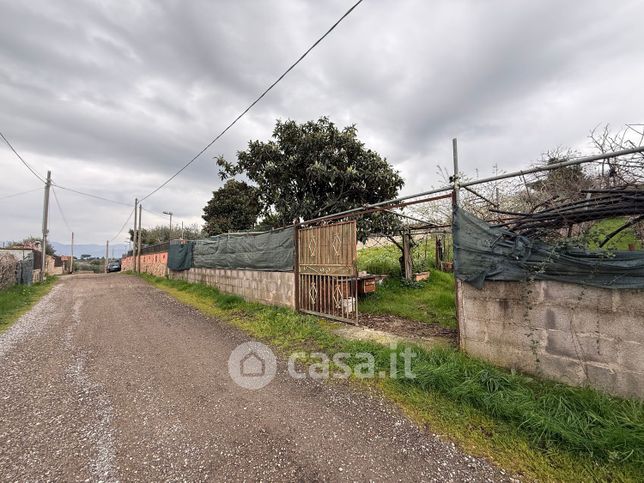 Terreno agricolo in commerciale in Via di Fontana Rondanini
