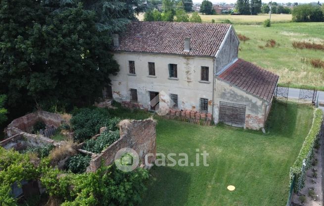 Villa in residenziale in Strada Comunale Fornace 22