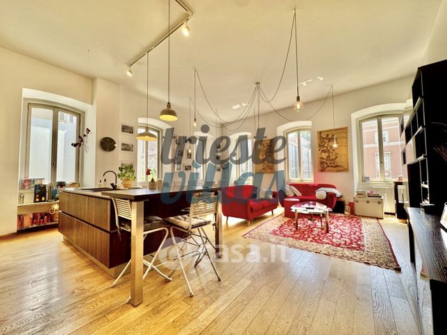 Appartamento in residenziale in Via Cesare Battisti 12