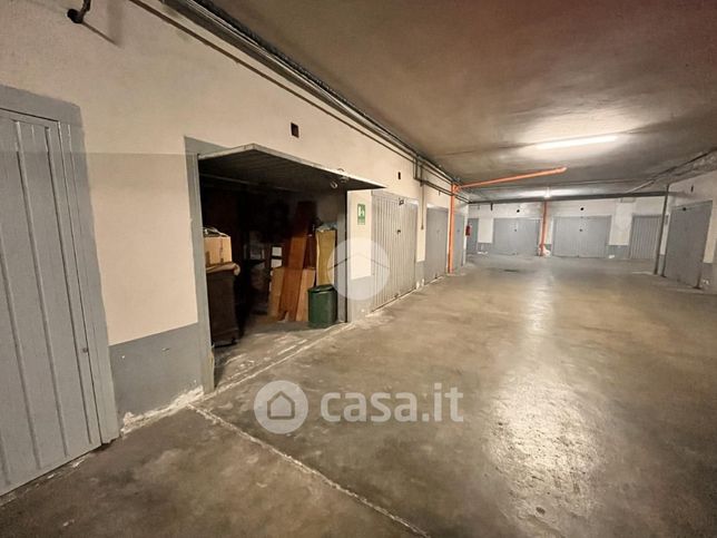 Garage/posto auto in residenziale in Via Cardinal Massaia 30