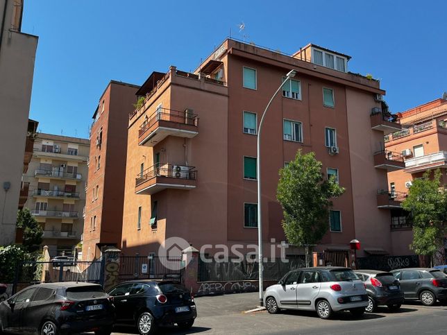 Appartamento in residenziale in Via Temistocle Calzecchi Onesti