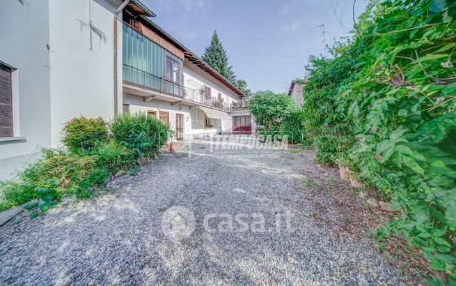 Villetta a schiera in residenziale in Via IV Novembre 6