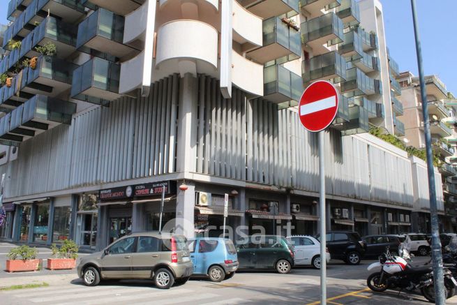 Ufficio in commerciale in Via Giovanni Bonanno 73