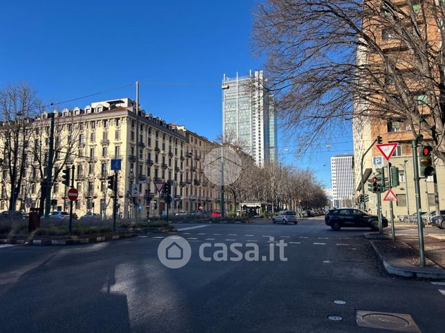 Capannone in commerciale in Corso Giacomo Matteotti 57