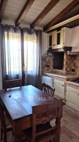 Casa indipendente in residenziale in Via Trincea delle Frasche
