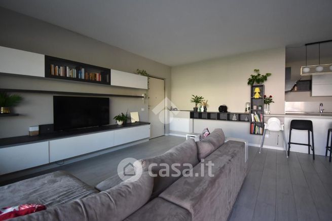 Appartamento in residenziale in Via Giovanni Pascoli
