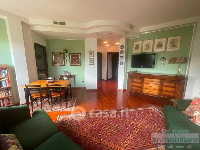 Attico/mansarda in residenziale in Viale Cesare Battisti